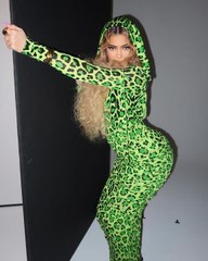 Why Kylie Jenner's Latest Instagram Photo Is Causing Controversy