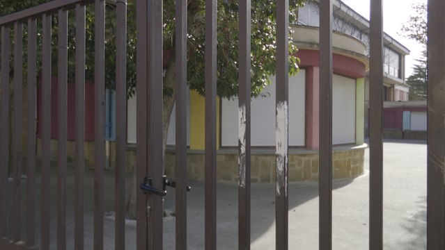 Vecinos de Labastida: Me ha tocado abrir la guardería en casa