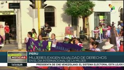 8-M: peruanas exigen con marcha igualdad