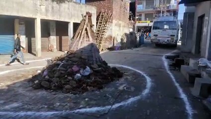 होलिका स्थल में घुसा दी बस, फैला आक्रोश