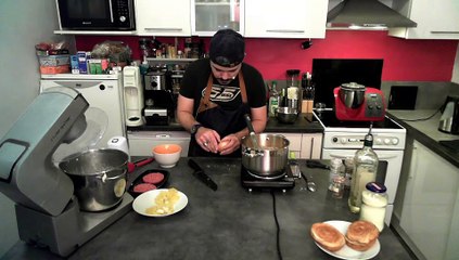 Burger feuilleté : Mi bouchée a la reine Mi burger. A dégustez d'urgence !