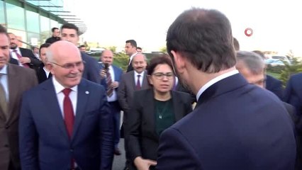 Bakan Albayrak: "Tarımsal ürünlerin aracıya ihtiyaç duyulmadan doğrudan satılabileceği yeni bir...