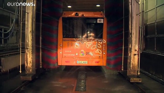 Covid-19 : l'OMS insiste sur les mesures de confinement et d'atténuation