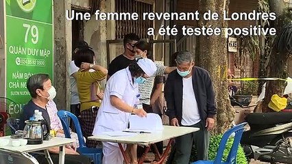 Une rue de Hanoï sous quarantaine après la découverte d'un nouveau cas de coronavirus