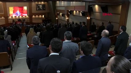 İBB Meclisi'nde İstiklal Marşı okunurken bazı CHP'lilerin ayağa kalkmadığı görüldü