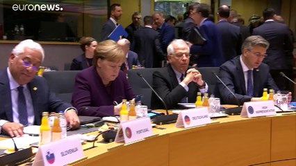 Coronavirus: "Salvare l'economia"