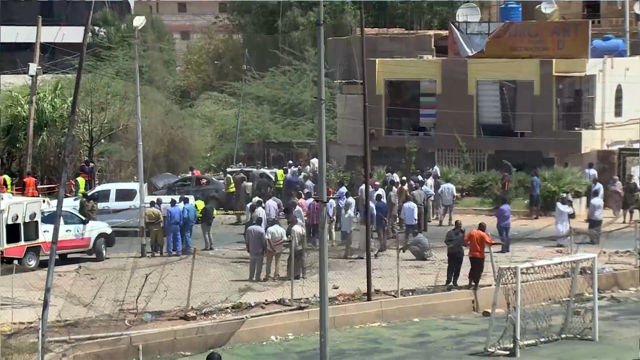 السودان.. نجاة حمدوك من محاولة اغتيال ومجلس الدفاع يصفها بالإرهابية