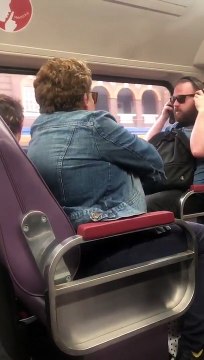 Mécontente, elle tousse vers un homme dans le métro !