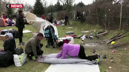 Download Video: L’Europe envisage d’accueillir 1.500 enfants migrants bloqués sur les îles grecques