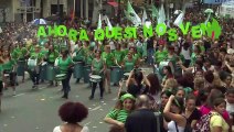 Multitudinaria marcha de mujeres por aborto legal y contra feminicidios en Argentina