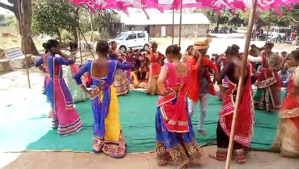lakh rupiya no ghagro | લાખ રુપિયાનો ઘાઘરો |lakh rupiya no ghagro dj dholki mix |lakh rupiya no ghagro school dance |2020