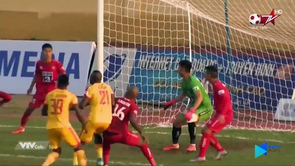 Nguyễn Văn Toản | 2 pha cản phá không tưởng khiến CĐV Hải Phòng vỡ òa tại xứ Thanh | NEXT SPORTS