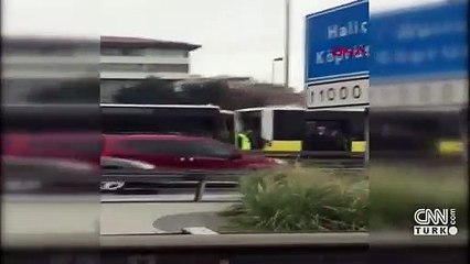 Son dakika... Haliç Köprüsü'nde iki metrobüs çarpıştı