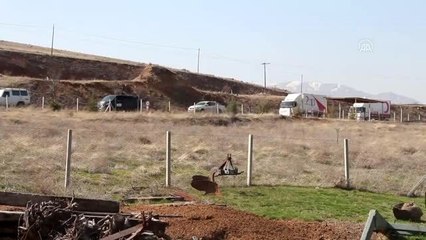 "Sosyal market" kırsaldaki depremzedelerin ayağına gidiyor