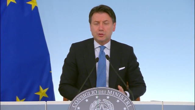 Giuseppe Conte : En ce moment, cela n'a aucun sens de continuer les tournois sportifs
