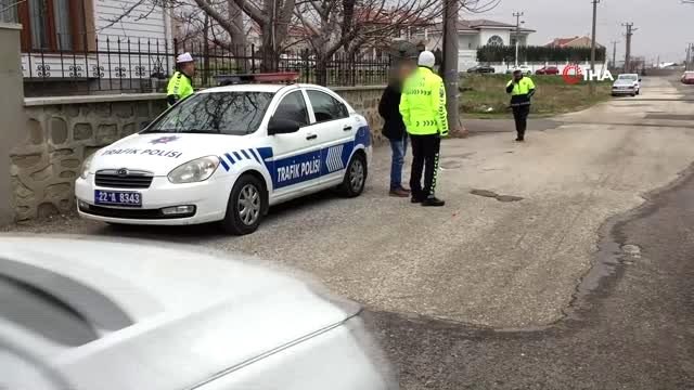 Alkollü araç kullanmaktan ehliyetine el konulmuştu...Servis şoförü, ikinci kez alkollü yakalandı