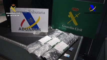 Detenido por ocultar cocaína entre sus pertenencias