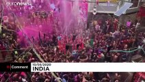 Keine Angst vor Corona: Indien tanzt beim Frühlingsfest