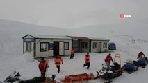 Jandarmadan karlı Ahır Dağı'ndaki kayak merkezinde kurtarma tatbikatı