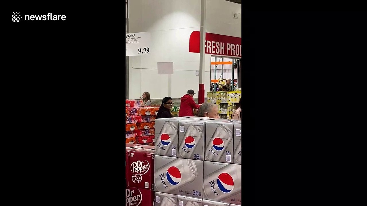 Long lines for toilet paper at a Washington Costco amid Coronavirus