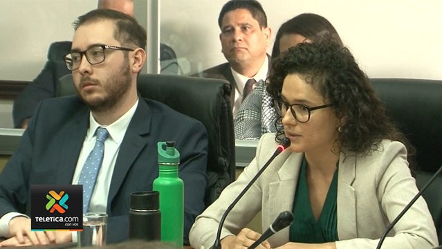 tn7-ex-jefa-de-despacho-comparece-a-diputados-upad-100320