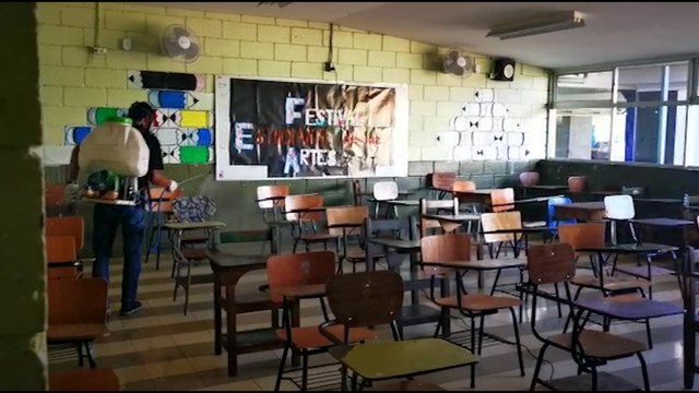 ext-video-limpieza-centro-educativo-100320