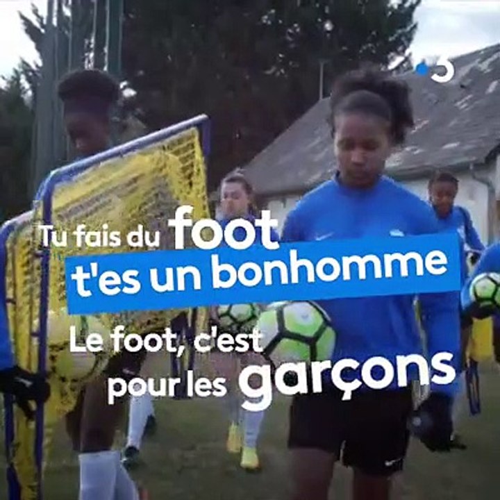 Je suis une joueuse de foot !!!