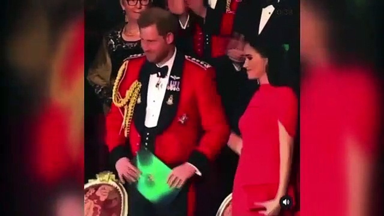 Prens Harry son defa üniformasıyla