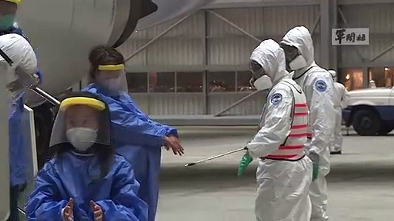Coronavirus: Taiwanese nationals return from Wuhan