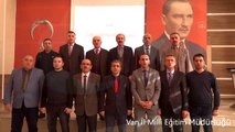 Van'da 41 meslek erbabı İstiklal Marşı'nın 41 dizesini seslendirdi