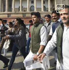 Jyotiraditya Scindia follows grandmother & father's footsteps, Quits Congress