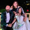 لقطات من حفل زفاف عزة زعرور مذيعة MBC3.. شاهدي تفاصيل فستانها الناعم