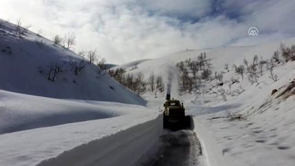 Karla mücadele çalışmaları devam ediyor