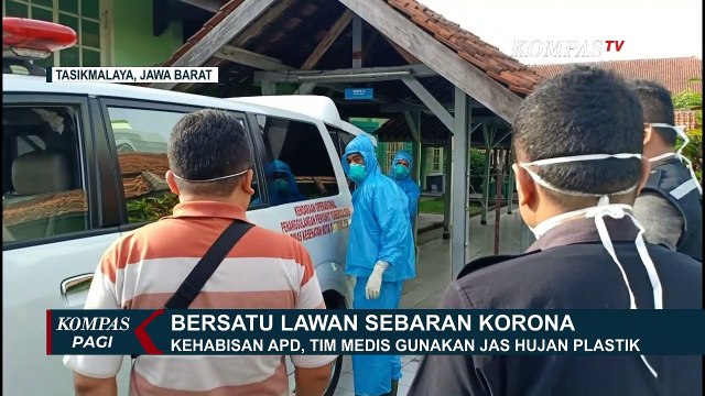 Jas Hujan Plastik Jadi Pakaian Tim Medis Corona