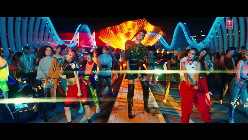 Yo Yo Honey Singh - LOCA (Official Video) - Bhushan Kumar - New Song 2020