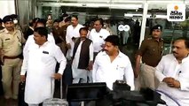 कमलनाथ सरकार बचाने के लिए कांग्रेस के 91 विधायक जयपुर के दो अलग-अलग रिजॉर्ट में पहुंचे, मुख्यमंत्री गहलोत भी मौजूद