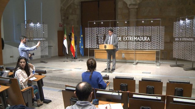 Consejero extremeño de Sanidad en rueda de prensa