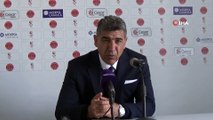 Ümraniyespor Teknik Direktörü Sait Karafırtınalar: “2 günde 1 maç oynamak zorluyor”