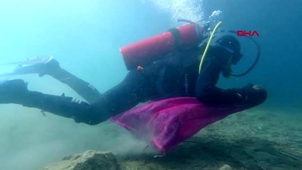 MUĞLA Akyarlar Koyu'nda deniz dibi temizliği