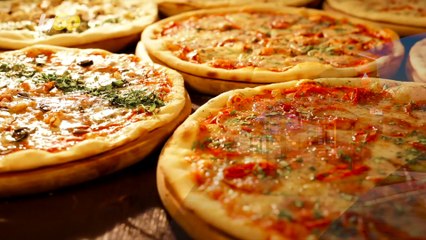 Dipping Delight! Pizza Hut Is Bringing Back Its Big Dipper Pizza for a Limited Time!