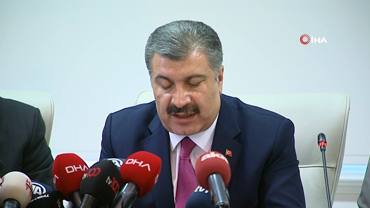 Bakan Koca: 'Birkaç vaka salgın değildir, bu durum virüsün ülkemiz sınırlarına girdiği anlamına gelir'