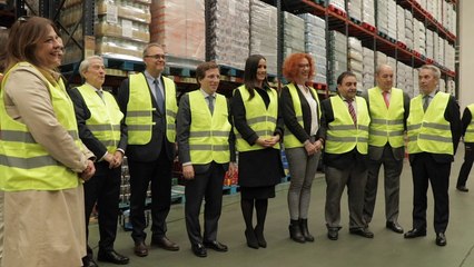Almeida y Villacís visitan la planta logística de Ahorramas