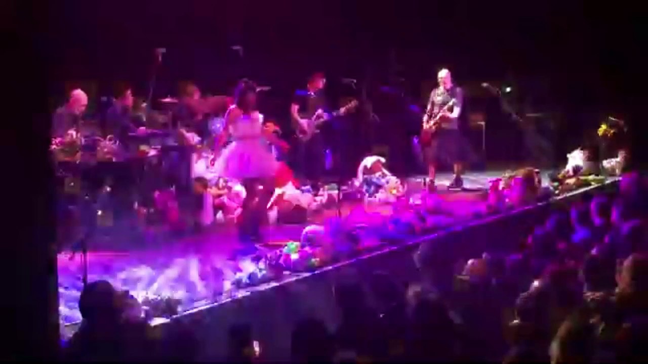 Devin Townsend - Disco Inferno (The Trammps Cover) Live @ Center Stage, 3-6-2020