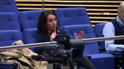 - AB Komisyonu, Yunanistan'dan şiddete karşı soruşturma bekliyor