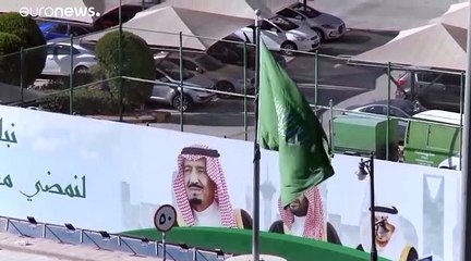 Pétrole : explosion de la production et guerre des prix