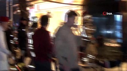 Beyoğlu'nda ünlü tatlıcıda parlayan tüp paniğe sebep oldu