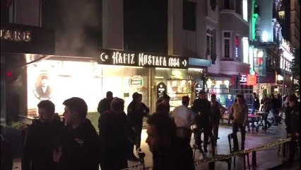 Beyoğlu'nda bir iş yerindeki tüpün parlaması sonucu 1 kişi yaralandı