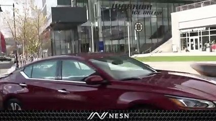 College Softball Game Breaks Into All-Out TikTok Dance War Wednesday