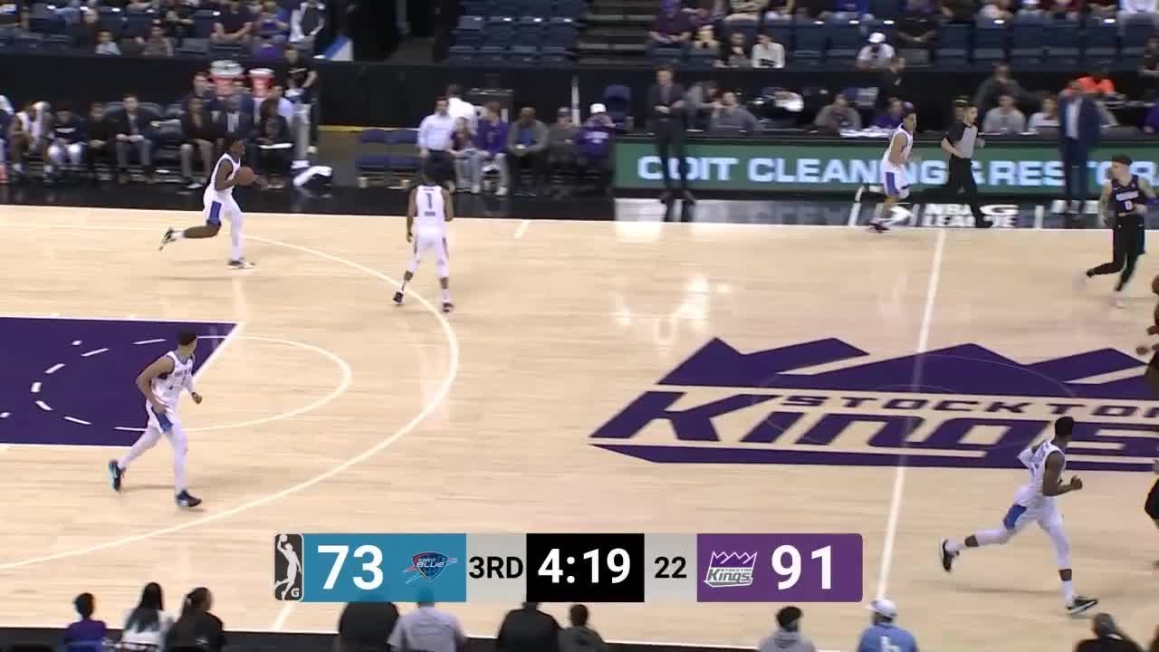 A big slam by Tyler Cook!