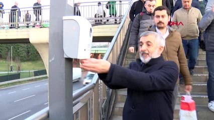 İSTANBULLULARIN TOPLU ULAŞIMDA MASKELİ ÖNLEMİ